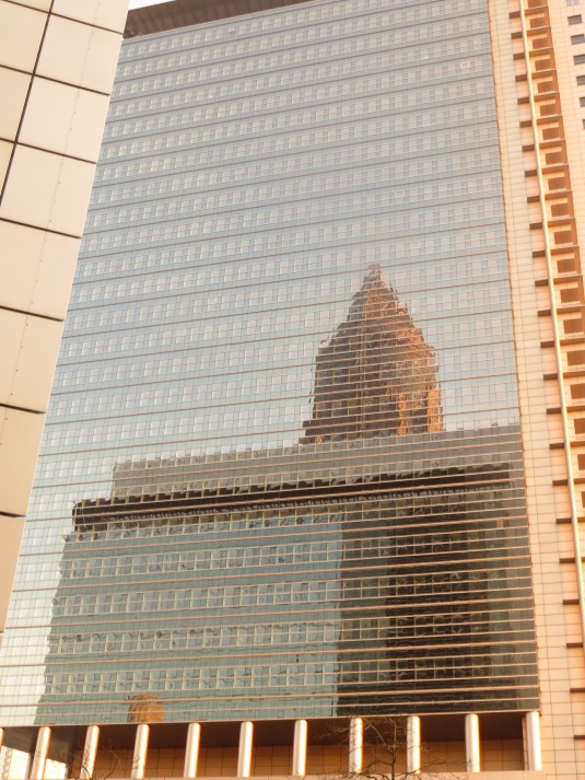 Reflecting building